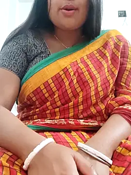 Snapshot of Priya_2222 chatting on February 2025 05:03:02 PM Priya 2222 online show from February 2025 05:03:02 PM