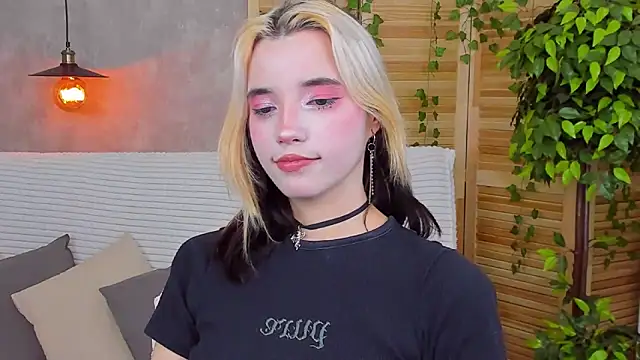 Snapshot of as1an_girlfriend chatting on January 2025 07:43:01 AM as1an girlfriend online show from January 2025 07:43:01 AM