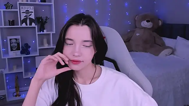 as1an girlfriend online show from May 2026 02:50:01 AM