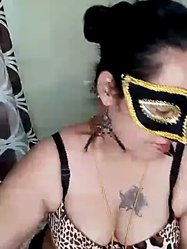 Snapshot of Anika-Bhabhi chatting on January 2025 10:49:02 AM Anika-Bhabhi online show from January 2025 10:49:02 AM