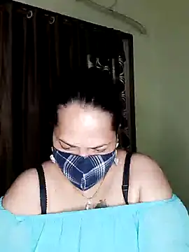 Snapshot of Anika-Bhabhi chatting on January 2025 04:30:02 PM Anika-Bhabhi online show from January 2025 04:30:02 PM