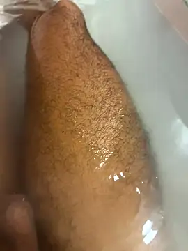 SensualG300 online show from November 2025 06:08:02 PM