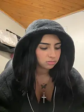 Hilary pinkk online show from October 2025 01:31:01 AM