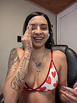 Hilary pinkk online show from November 2025 02:57:02 AM