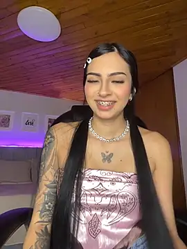 Hilary pinkk online show from June 2026 01:30:01 AM
