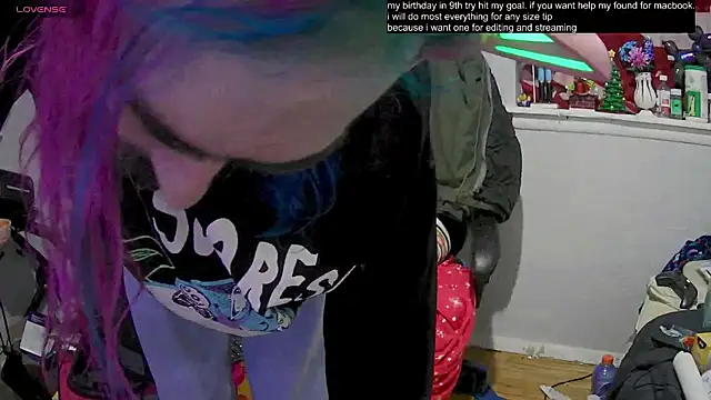 tallnerdyguy online show from February 2025 02:24:02 AM