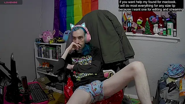 tallnerdyguy online show from February 2025 02:20:01 AM