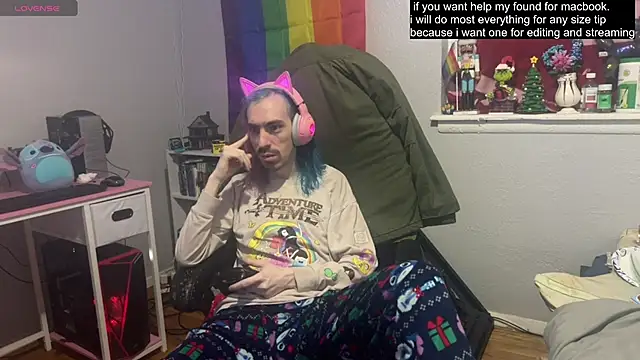 tallnerdyguy online show from March 2025 02:41:01 AM