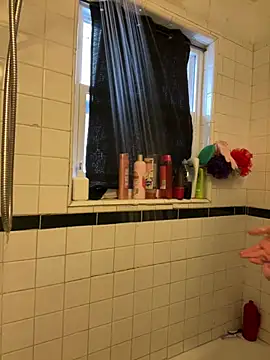 tallnerdyguy online show from March 2025 10:32:02 PM