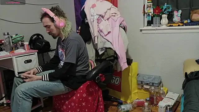 tallnerdyguy online show from February 2026 03:46:02 AM