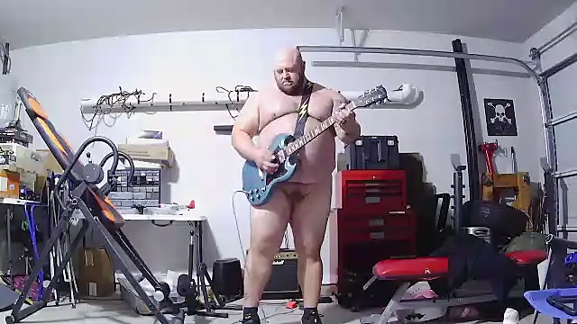 Snapshot of Strong_Bear89 chatting on February 2026 08:50:01 PM Strong Bear89 online show from February 2026 08:50:01 PM