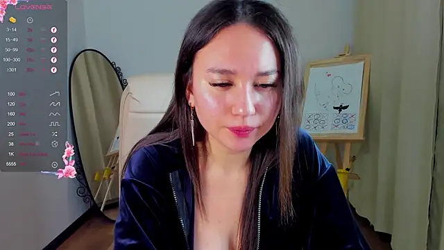 Snapshot of margeriTirell chatting on December 2024 02:49:02 AM margeriTirell online show from December 2024 02:49:02 AM