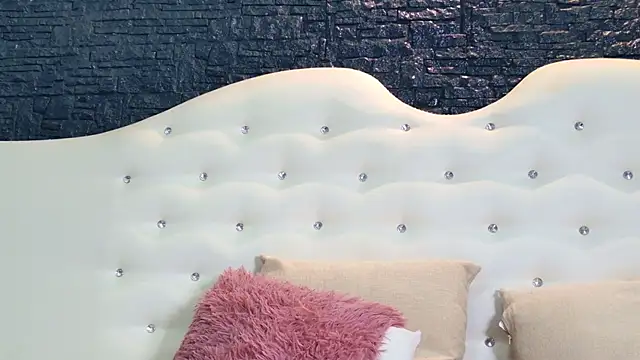 LaurynCopper online show from January 2025 03:53:02 PM