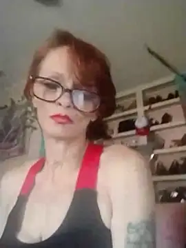 ivylee31 online show from April 2026 08:31:01 PM