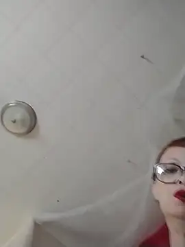 ivylee31 online show from June 2026 09:30:01 PM