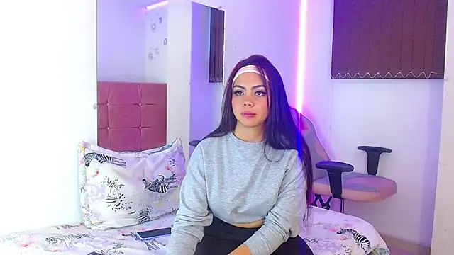 Snapshot of maribelsex303av chatting on January 2025 12:12:02 PM maribelsex303av online show from January 2025 12:12:02 PM