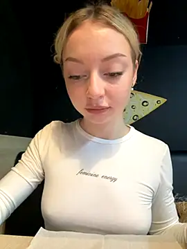 Snapshot of melissa_grr chatting on November 2025 04:36:01 PM melissa grr online show from November 2025 04:36:01 PM