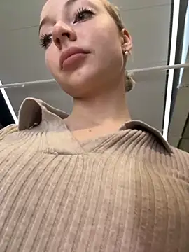 Snapshot of melissa_grr chatting on November 2025 02:45:02 PM melissa grr online show from November 2025 02:45:02 PM