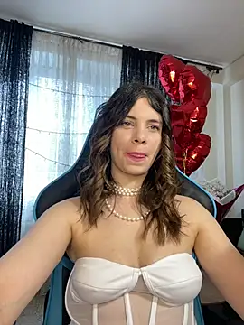 Snapshot of CurlyLara chatting on March 2025 11:39:02 AM CurlyLara online show from March 2025 11:39:02 AM