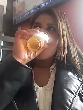 Alysson-- online show from March 2025 06:29:01 PM