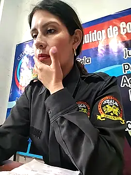 Alysson-- online show from October 2025 03:40:01 PM