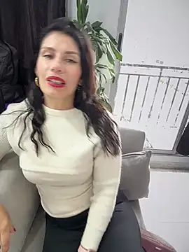 Alysson-- online show from June 2026 02:10:01 PM
