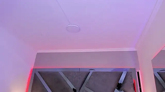 Snapshot of AmberiniHoffman chatting on March 2025 11:49:02 AM AmberiniHoffman online show from March 2025 11:49:02 AM