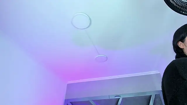 Snapshot of AmberiniHoffman chatting on October 2025 11:54:02 AM AmberiniHoffman online show from October 2025 11:54:02 AM