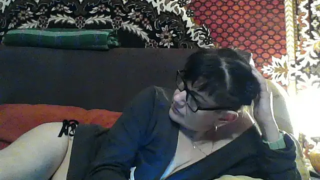 AlanaLaDream online show from November 2025 04:18:01 PM