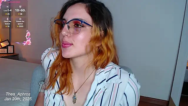Snapshot of Thea_Aphros_ chatting on January 2025 11:32:02 PM Thea Aphros online show from January 2025 11:32:02 PM