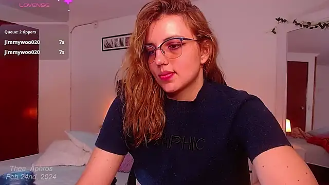 Snapshot of Thea_Aphros_ chatting on February 2025 07:36:01 PM Thea Aphros online show from February 2025 07:36:01 PM