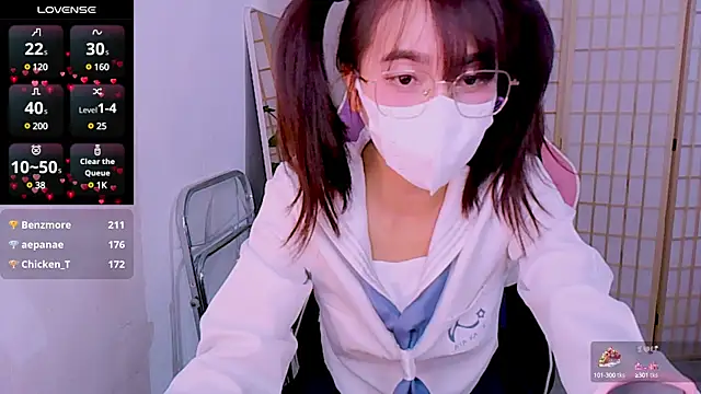 Snapshot of desiregirl69 chatting on February 2025 06:11:01 PM desiregirl69 online show from February 2025 06:11:01 PM