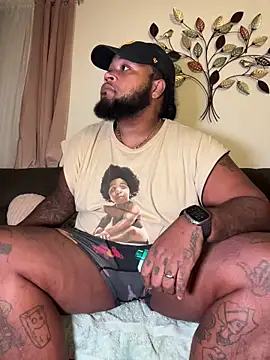 Snapshot of Pap1_Champo chatting on November 2025 03:07:01 AM Pap1 Champo online show from November 2025 03:07:01 AM