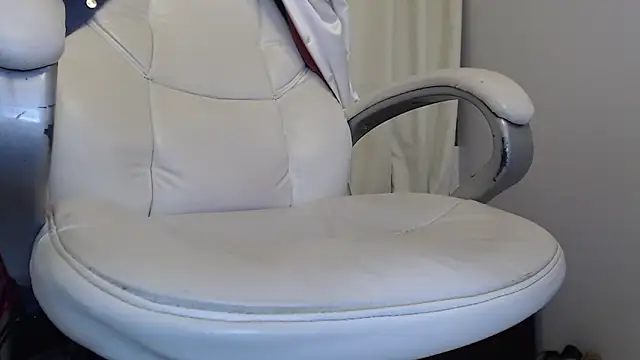 Snapshot of Abby_Halliwey chatting on January 2025 05:45:02 AM Abby Halliwey online show from January 2025 05:45:02 AM