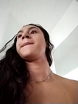 yummi  priv online show from April 2026 08:34:01 PM