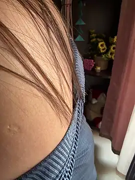 Reena Darlinggg online show from January 2025 06:13:01 AM