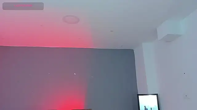 gwen ashly online show from March 2025 10:04:02 PM