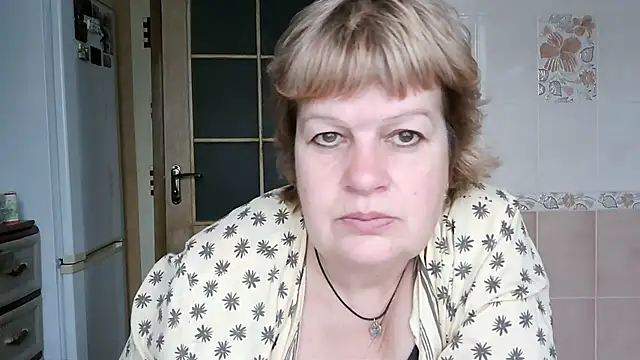 Snapshot of Ettie_Tonia chatting on January 2025 11:37:02 AM Ettie Tonia online show from January 2025 11:37:02 AM