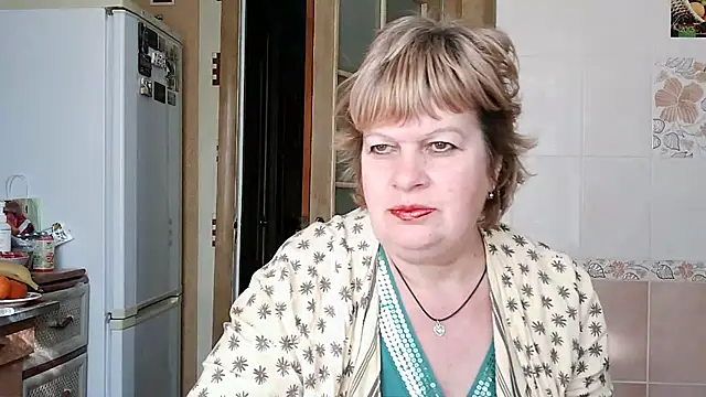 Snapshot of Ettie_Tonia chatting on February 2025 12:04:02 PM Ettie Tonia online show from February 2025 12:04:02 PM