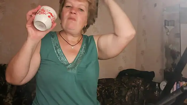 Ettie Tonia online show from October 2025 11:09:01 AM