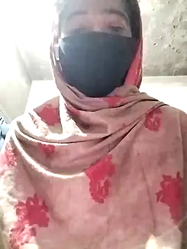 Snapshot of Cute-Ridhima chatting on January 2025 01:42:01 AM Cute-Ridhima online show from January 2025 01:42:01 AM