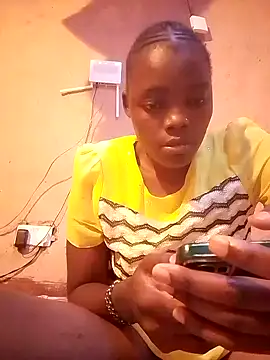 Snapshot of QUEEN-NAIMA chatting on September 2025 02:43:01 PM QUEEN-NAIMA online show from September 2025 02:43:01 PM