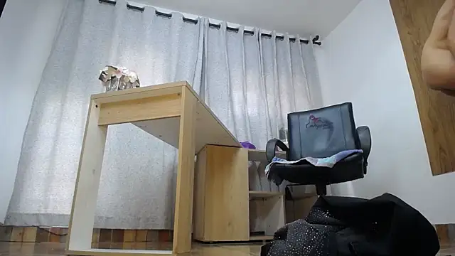 Kathleen Rodriguez online show from October 2025 11:32:02 AM