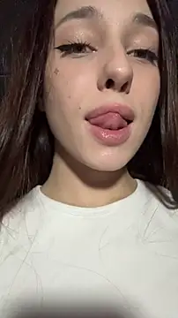 Snapshot of Cherry____Pie chatting on November 2025 09:35:01 PM Cherry Pie online show from November 2025 09:35:01 PM