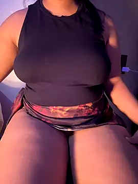 GLamouur online show from December 2024 05:33:02 PM