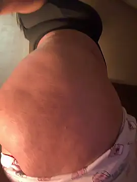 GLamouur online show from February 2025 04:32:02 PM