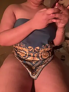 GLamouur online show from March 2025 10:59:02 AM