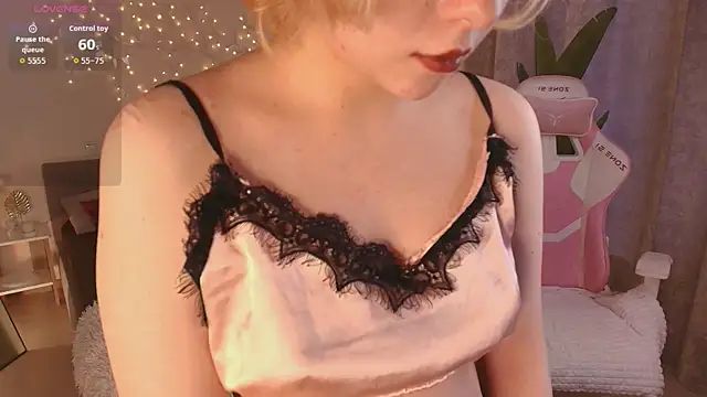 Emily relish online show from January 2026 01:04:01 PM