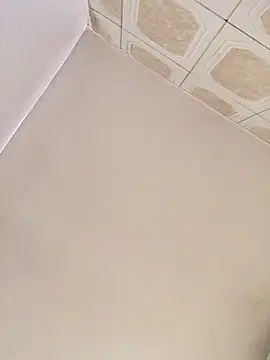 Miss oliviaa online show from January 2025 08:11:01 PM