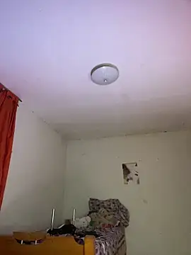 Snapshot of Miss_oliviaa chatting on February 2026 11:01:02 PM Miss oliviaa online show from February 2026 11:01:02 PM